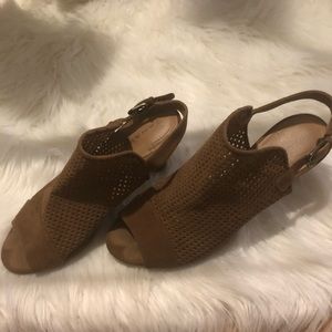 Women’s Tahari Brown Open-Toe Sling Back